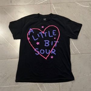 Olivia Rodrigo - SOUR Tour T-Shirt